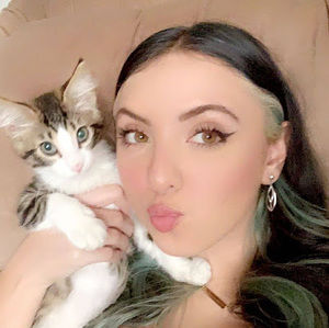 Meet your Posher, Natalie